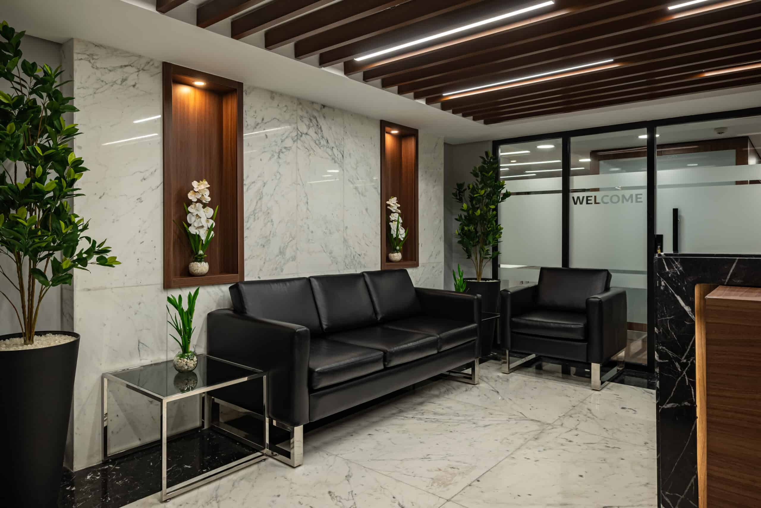Receptionist desk 2