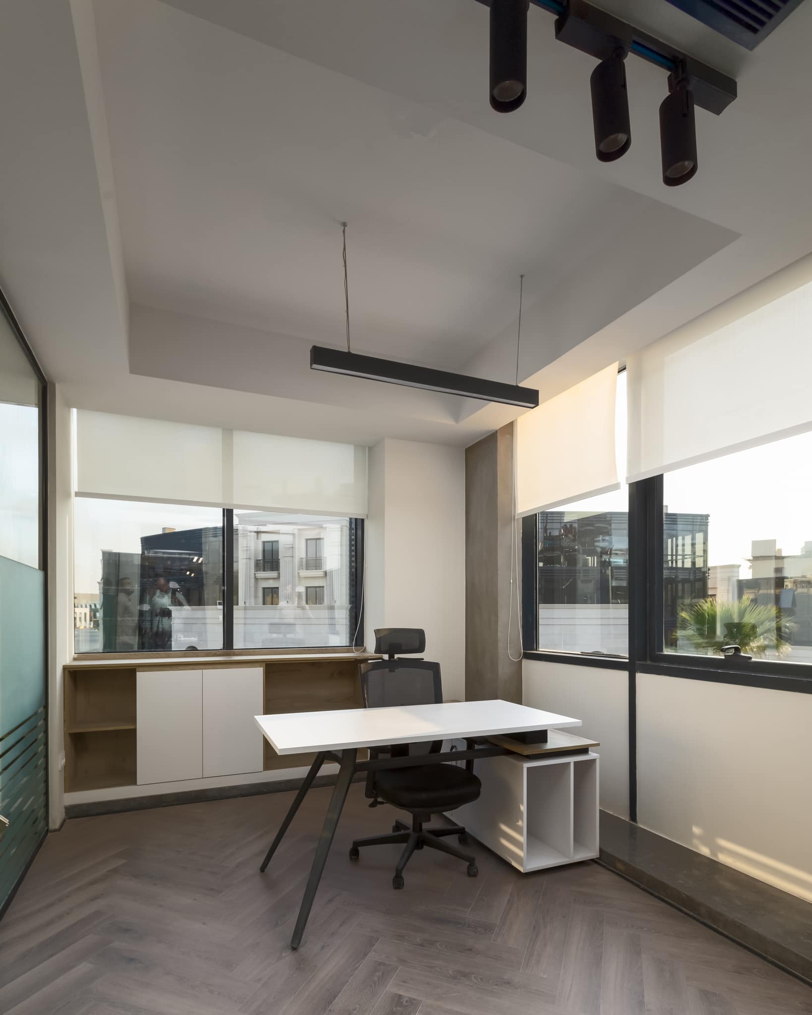 architouch - office furniture